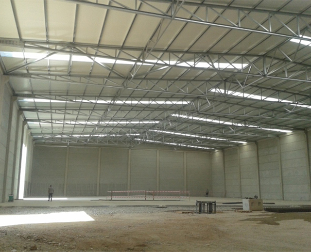 Estrutura Mista de Cobertura Renascimento - Loures, 2015 Metaline